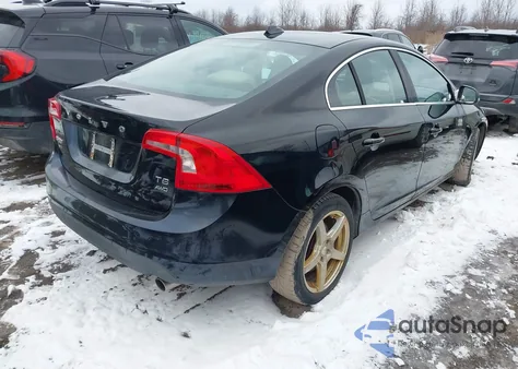 2011 Volvo S60 T6 из США, поврежденный, VIN YV1902FH8B2011832
